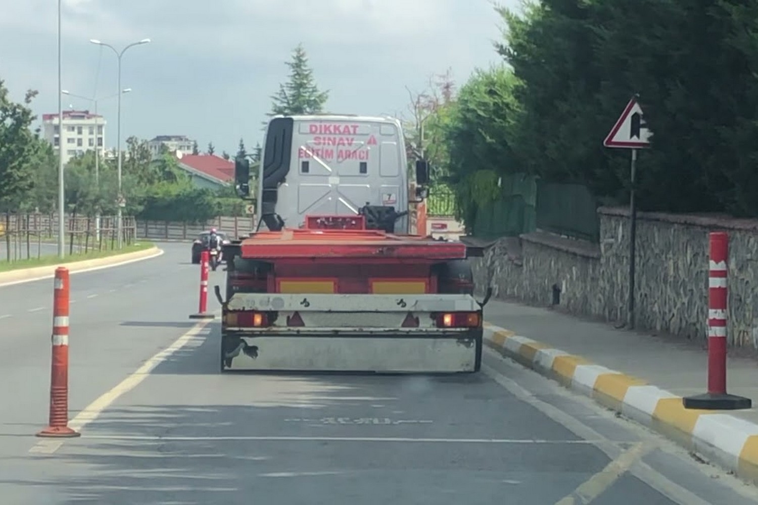 CE Sınıfı Çekici (Tır) Ehliyeti